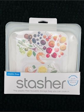 NWT • Stasher • Plastic-Free Reusable Silicone Storage Bag • Clear/White
